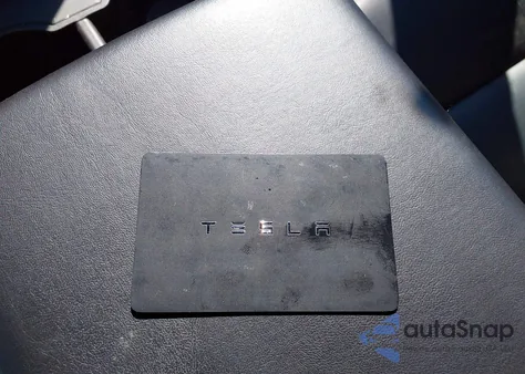 2019 Tesla Model 3 Long Range/Performance из США, поврежденный, VIN 5YJ3E1EB2KF487463